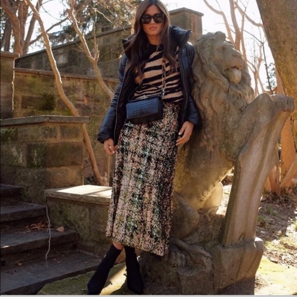 Zara Dresses & Skirts - ZARA BLOGGER FAV LIMITED EDITION SEQUIN SKIRT